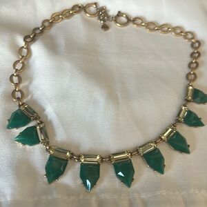 Stella and dot emerald necklace